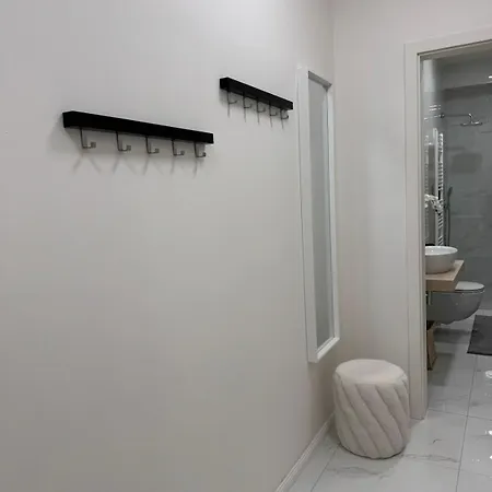 130 M2 With Amazing View & Balcony * Прага